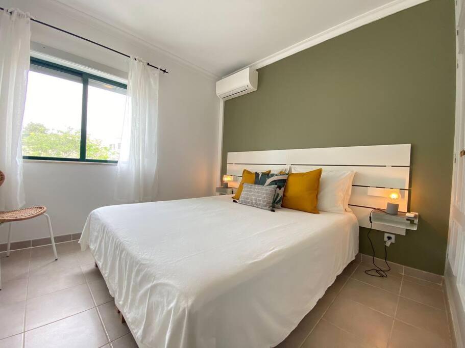Apartamento Amparo-T2 C/Piscina Carvoeiro  Extérieur photo